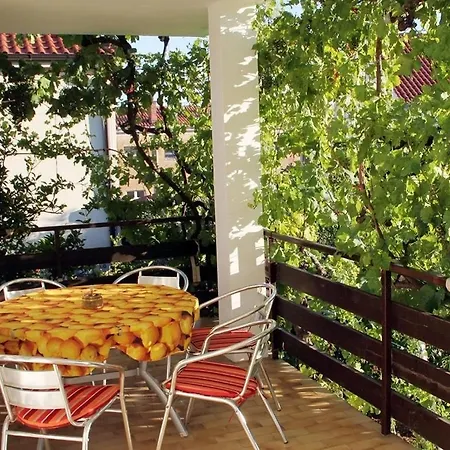 Ruza - 300m From Sea Daire Trogir